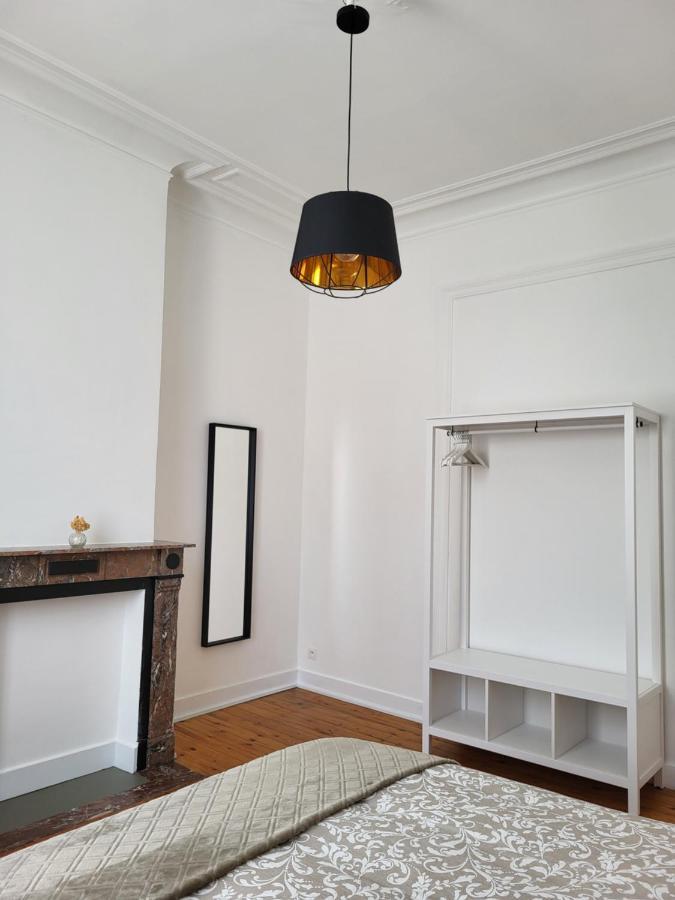Brussels Bed & Blockchain Private Rooms With Shared Bathroom Etterbeek Exterior photo